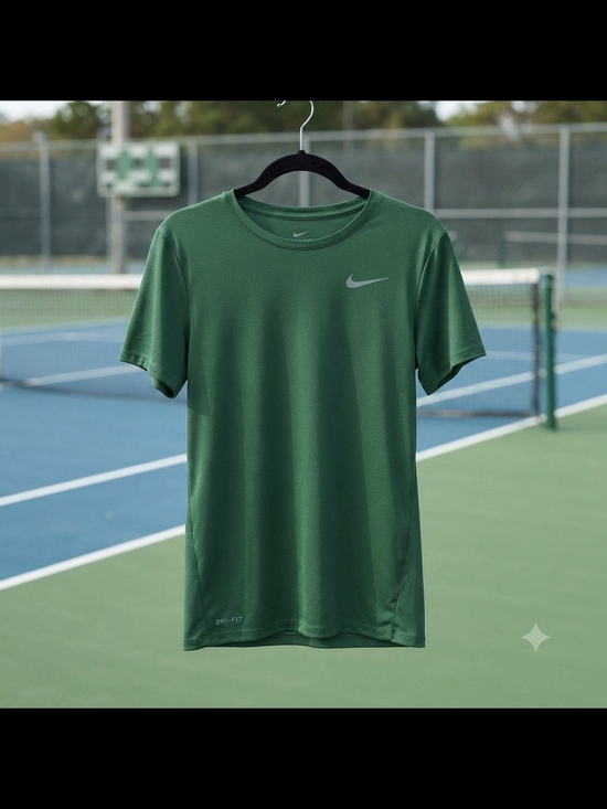 Nike Tops - Nike Dri-FIT Legend Short Sleeve Tee Women's Large